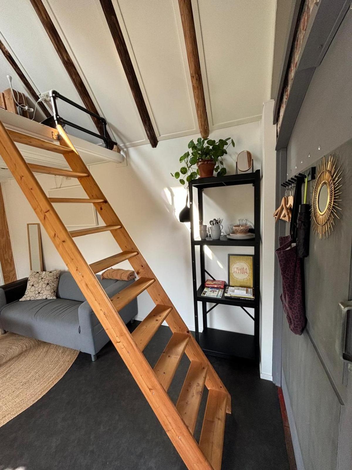 فيلا Tiny House De Smederij Peize المظهر الخارجي الصورة